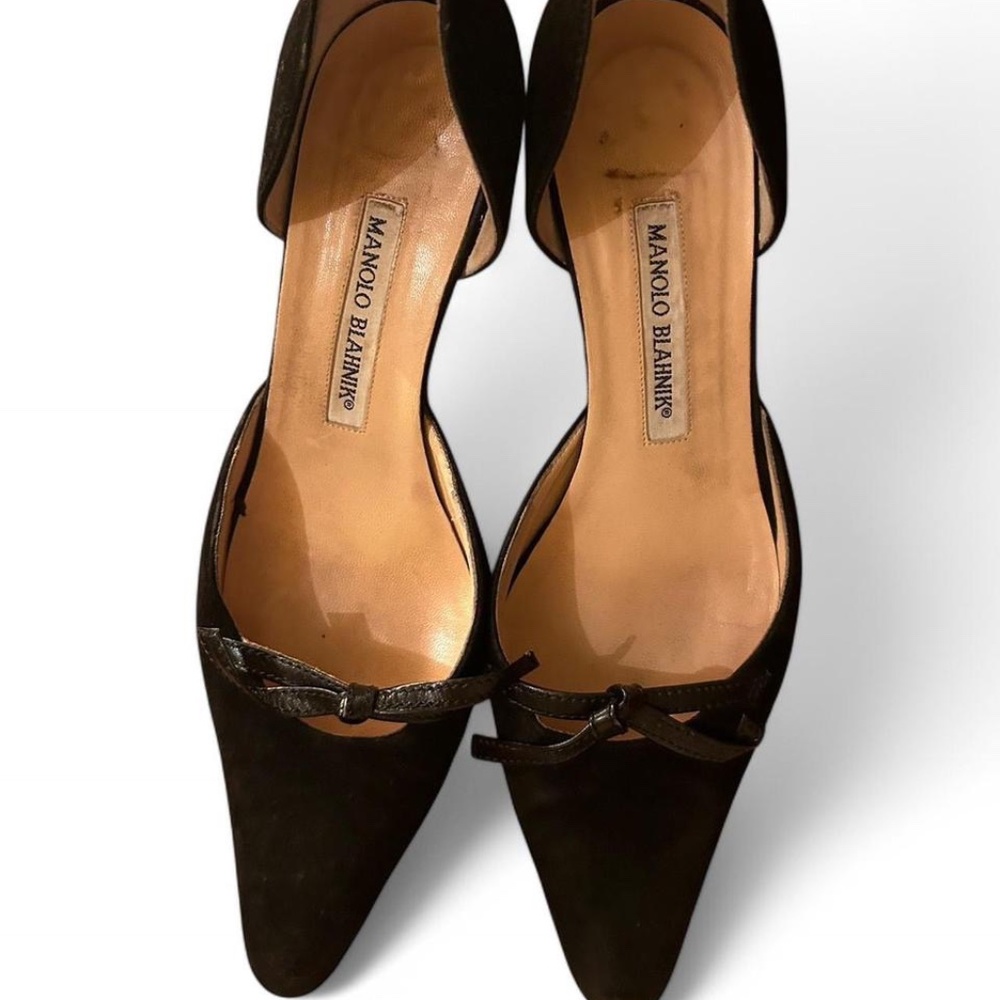 Manolo Blahnik Suede Kitten Heels